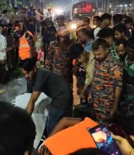 কুষ্টিয়ায় আরো একটি তাজা প্রাণ কেড়ে নিল ড্রাম ট্রাকের চাক্কায় ড্রাম ট্রাকের ধাক্কায় পথচারী নিহত