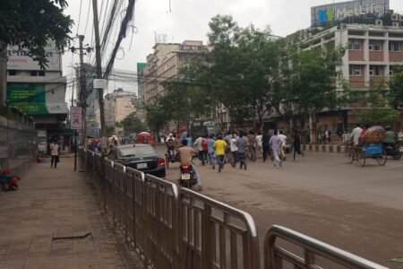 মতিঝিলে আওয়ামীলীগের ঝটিকা মিছিল, আটক ৩