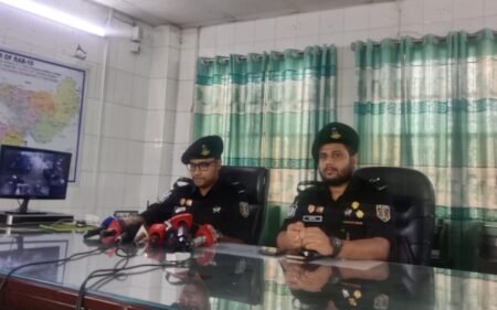 কদমতলী থেকে অপহৃত শিশু নারায়ণগঞ্জে উদ্ধার গ্রেফতার-১