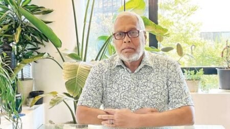 আওয়ামী লীগ নিষিদ্ধ হলেও ভোটার অধিকার থাকবে: বিদ্যুৎ উপদেষ্টা ফাওজুল কবির খান