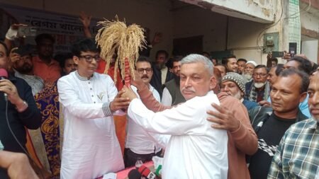 মোল্লাহাটে বেগম খালেদা জিয়ার দোয়া অনুষ্ঠানে সদর ইউপি চেয়ারম্যানের বিএনপিতে যোগদান