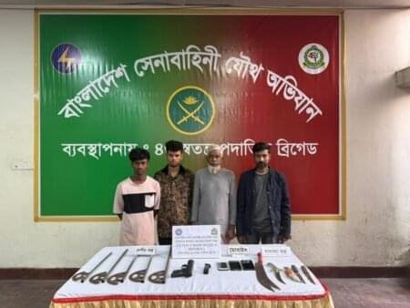 গোয়েন্দা সূত্র ধরে সেনাবাহিনী অভিযান চালিয়ে বিদেশে পিস্তল উদ্ধার