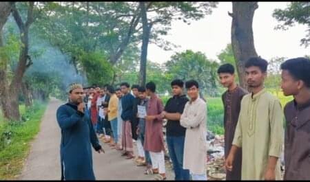 কবিরহাটে ময়লার স্তূপে পরিবেশ দূষণ: এলাকাবাসীর মানববন্ধন ও প্রতিবাদ